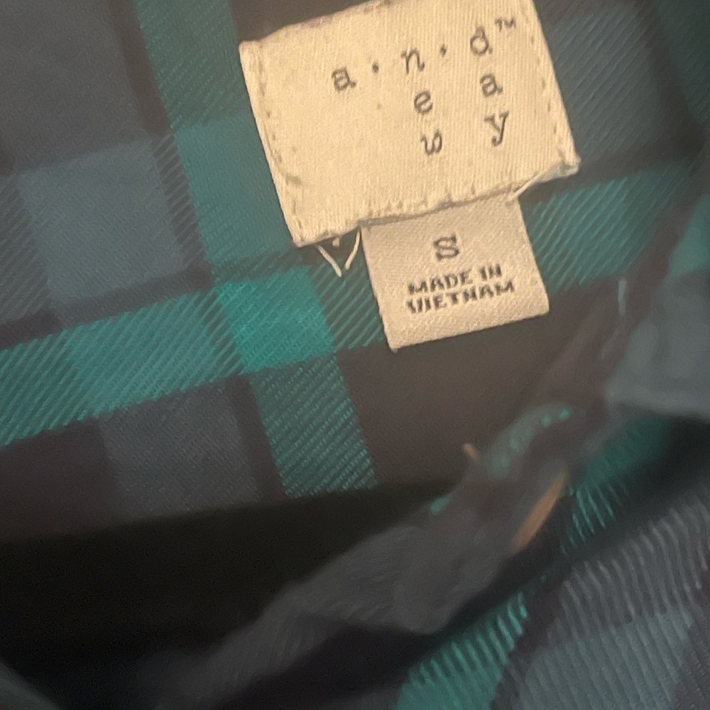 Plaid button down 🤗 - Picture 2 of 2